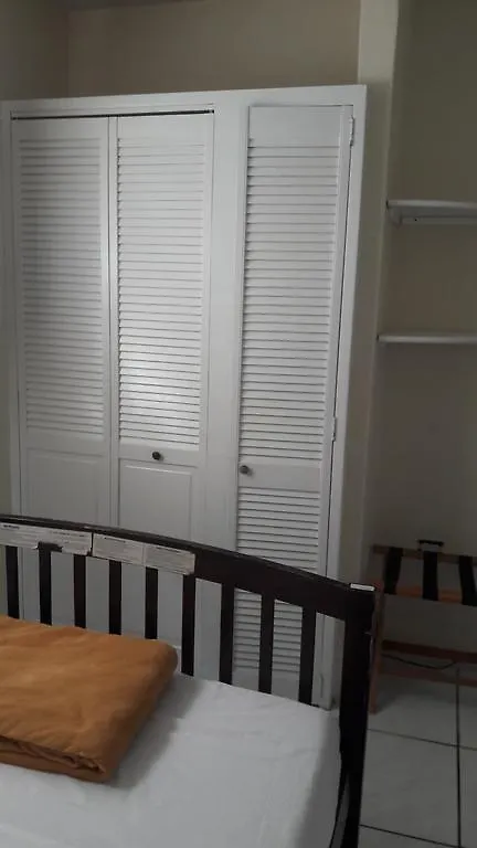 Hiwind Apartments Oranjestad