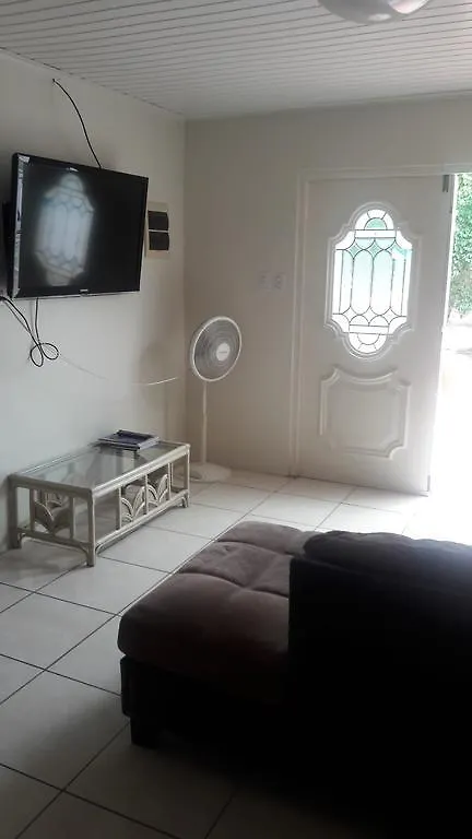 Hiwind Apartments Oranjestad
