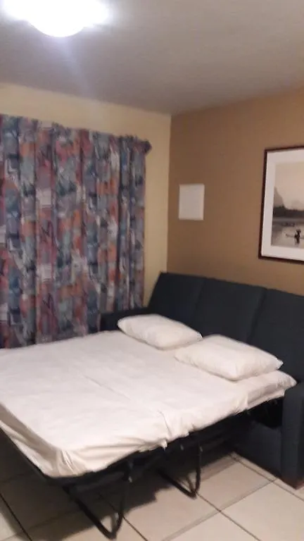 Hiwind Apartments Oranjestad